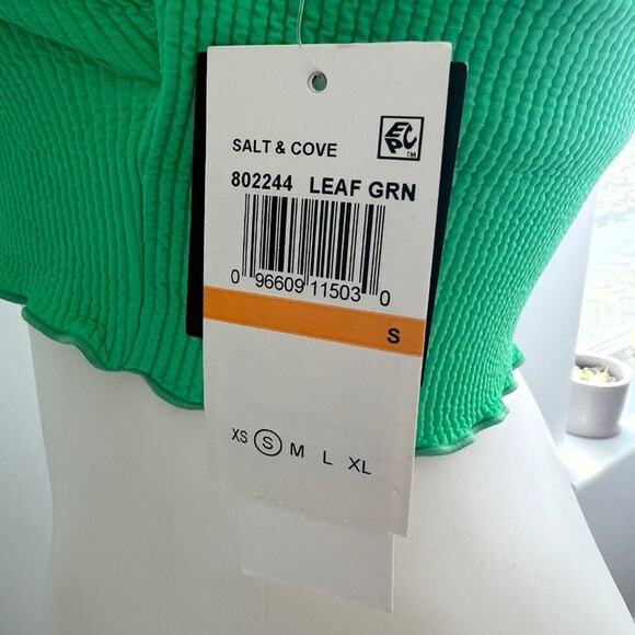 SALT + COVE Women Green Stretch Ruffled O-Ring Textured Scoop Neck Swim Top - Picture 6 of 7